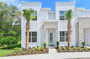 New (2022) Spacious&Tranquil Townhouse near Disney